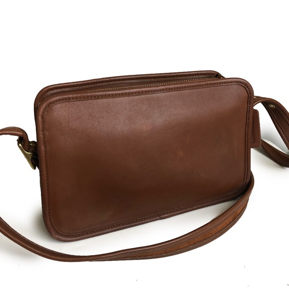 Coach Handbags - Coach East West Compartment Bag 9164